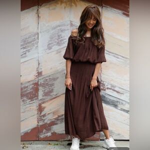 NWT: Japanese Bayflow, 2 Piece Set, Off Shoulder_ Small